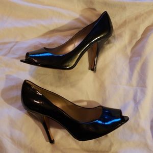 J Vincent Open Toed Patent Leather Heel Sz 11B